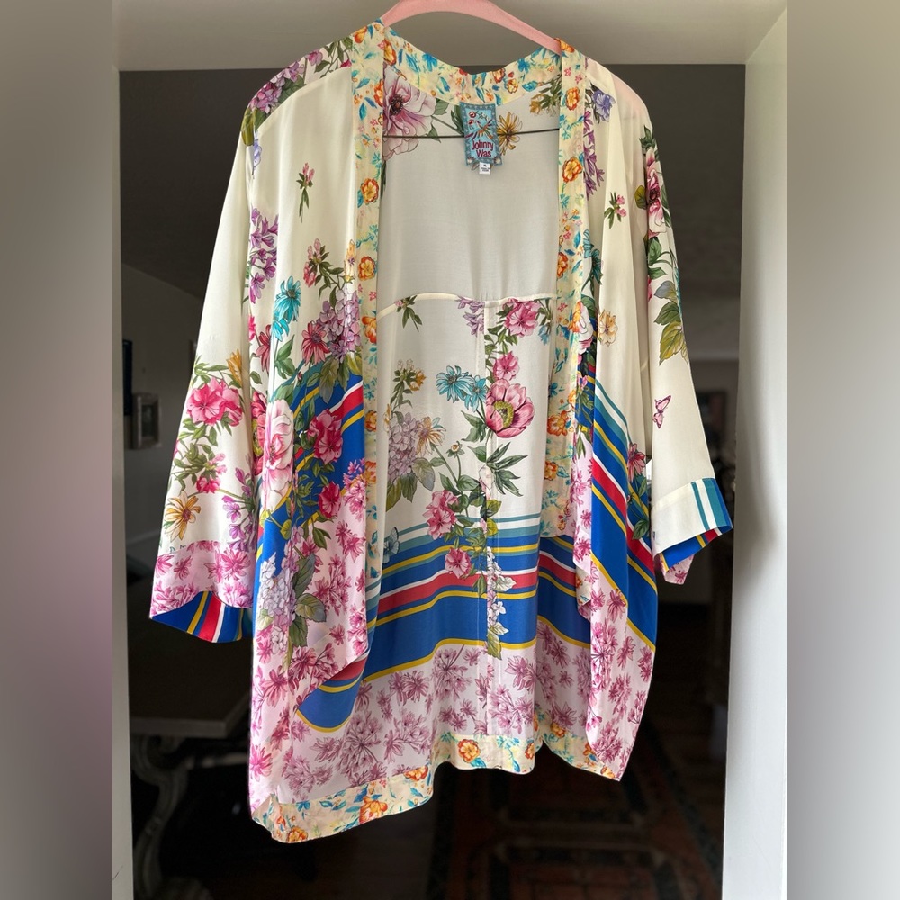 Johnny Was cardigan/shawl.  Size XL.  Silk